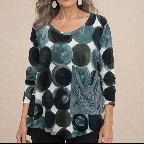Alembika Tops - Alembika Abstract Dot Tunic Top Curved Hem Scoop Neck Oversized Medium